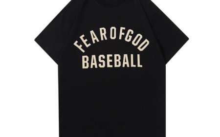 Chrome Hearts Hoodie: A Symbol of Luxury Streetwear