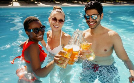 Encore Hotel Hosts the Top Las Vegas Day Pool Party