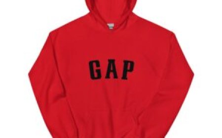 The Stylish Hoodie Edit: Must-Have Picks of the Season