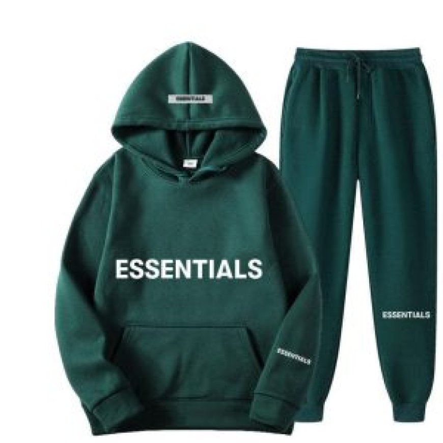 Essential Hoodie: Made for Everyday Comfort and Urban Cool Vibes