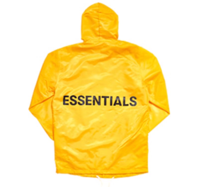 Essentials Pullover Hoodie – Style Meets Comfort
