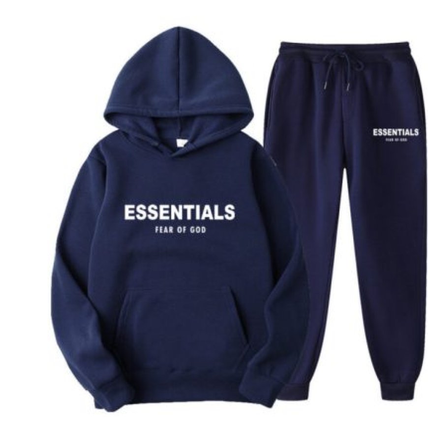 Essential Hoodie: Style That Never Fades