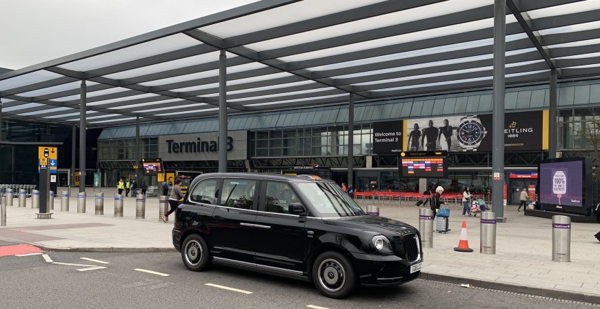 Running Late? How to Book a Reliable Taxi Heathrow Airport Transfer in Minutes